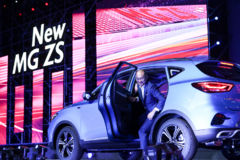 9万级L2+自动智能驾驶，新名爵ZS售价7.58万元-10.88万元