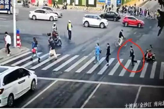 上海的“大疯车”惨案，行人自救全靠这个小细节