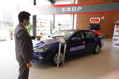 现在去4S店看车修车，放心吗？我们去店里仔细探了一番
