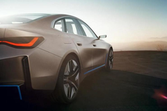 4秒、600公里，宝马i4概念车秒杀特斯拉Model3？