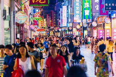 凌晨的“老广”，都偷偷在哪里“蒲”？