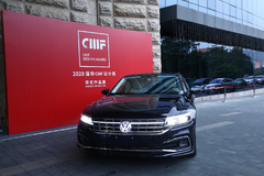 斩获国际CMF设计大奖！上汽大众新辉昂如何诠释德系美学？