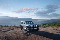 在史迪威公路上，我发现了Jeep“越80，越年轻”的奥义
