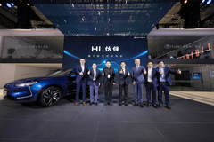 赛力斯和华为跨界合作，推出高性能电驱轿跑SUV