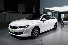 新能源车成主角的上海车展，东风标致508L PHEV全程高光