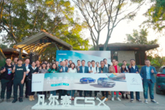 领潮先锋，不止于轿车！凡尔赛C5 X火爆华南车市