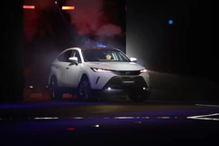 一汽丰田最美SUV！HARRIER凌放长春基地下线