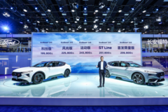 新一代智能SUV福特EVOS上市，三大首创、五大领先加持