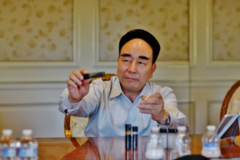 12年未能量产，要与中兴再续前缘，仰融的“卫星”还能放多久？
