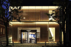 在雷克萨斯品牌体验中心，看到BBA的书是什么体验？