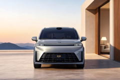 连续打破两个 “不可能三角”，传祺率先定义混动下一个时代