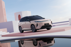 元力智趣闪充SUV，第三代元PLUS北京车展全球首发亮相