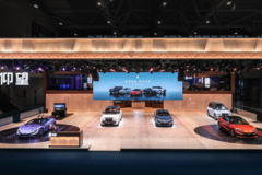 仰望登陆粤港澳大湾区车展，以极致技术重塑豪华新境