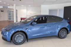 网传“廉价版”Model Y 18.99万起：彻底绑定FSD，马斯克敢豪赌吗？