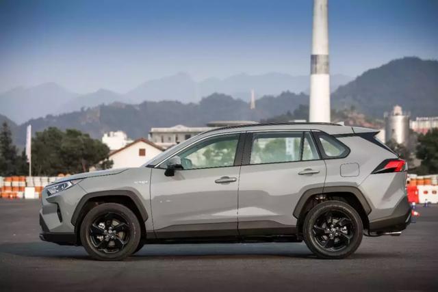 TNGA加持，“机能风”绽放！全新一代RAV4荣放到底有多强大？