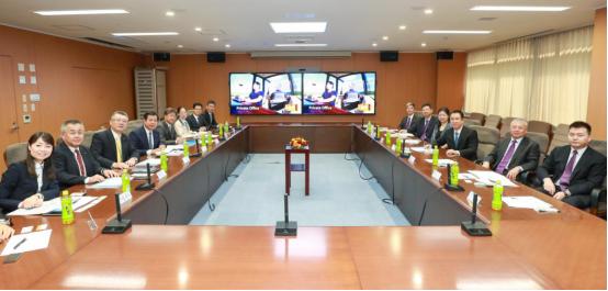 许家印为造好车马不停蹄：跨越欧亚大陆，赴日考察六家零部件巨头