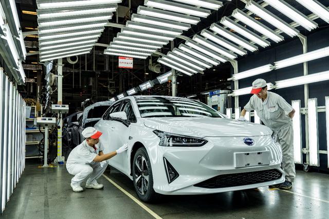 首付2.6万起，最长续航合资纯电轿车，广丰iA5是新能源车型首选？