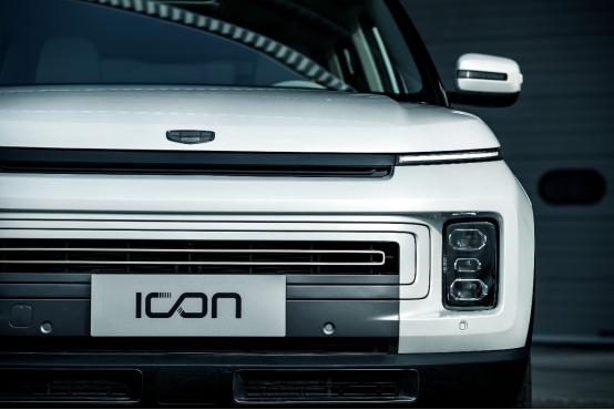7.9秒破百，油耗5.7L，吉利icon向主流合资SUV宣战