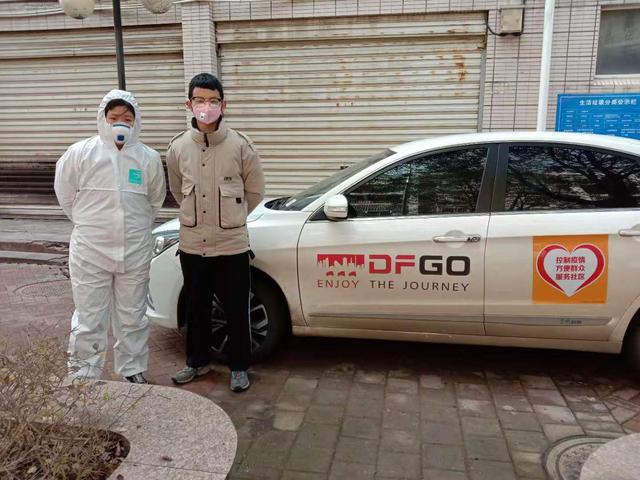 疫情勇战！这些特别行动车队，都在为“生病”的武汉尽一份力