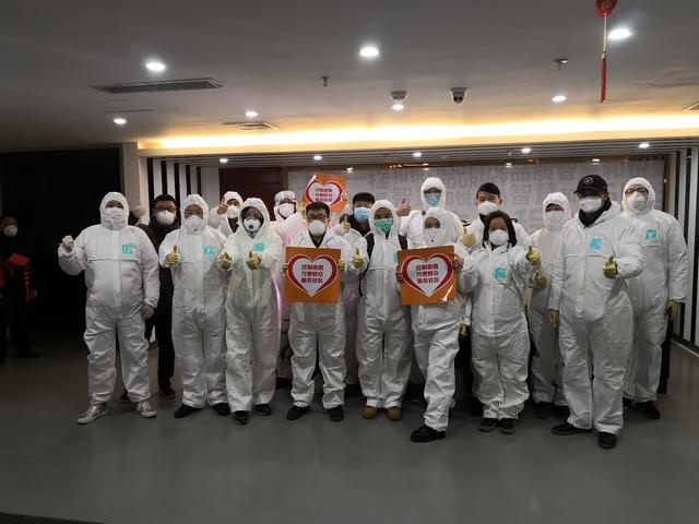 疫情勇战！这些特别行动车队，都在为“生病”的武汉尽一份力