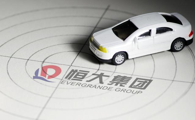 传统车企暗战开启，造车新势力群雄逐鹿，汽车市场要变天了？