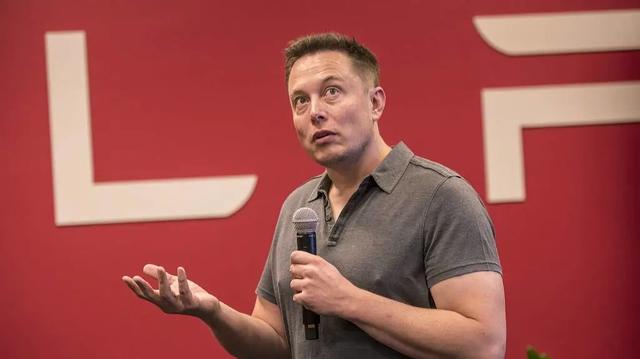 销量暴跌、垄断格局被打破，宁德时代的“王冠”，还能再戴多久？