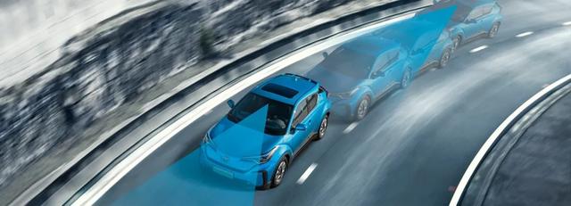 续航400km，十年不限里程电池无忧，22.58万起步的C-HR EV香吗？