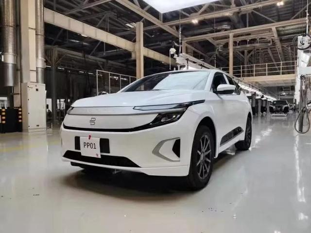 缺钱的拜腾汽车：没钱发工资，还要员工掏腰包融资？