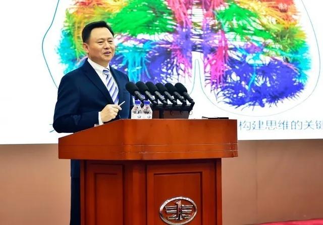 徐留平改革的“手术刀”：盘活红旗的奇迹，能否复制到奔腾身上？