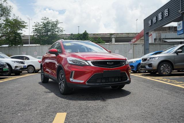 实拍2020款帝豪GS：都是后浪们喜欢的模样，性价比超高的跨界SUV