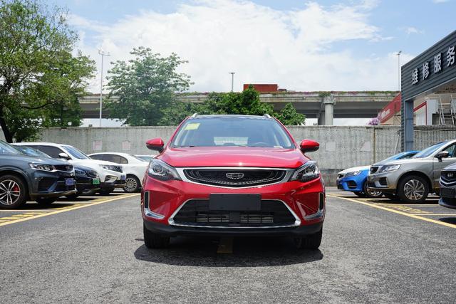 实拍2020款帝豪GS：都是后浪们喜欢的模样，性价比超高的跨界SUV