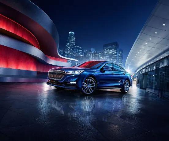 1.8T+48V轻混，升级后的红旗H5，才是“满血版”红旗该有的样子？