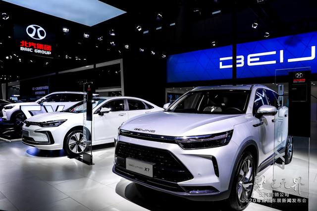 圈粉都市智族，斩获5项媒体大奖，BEIJING-X7成都车展显顶流实力