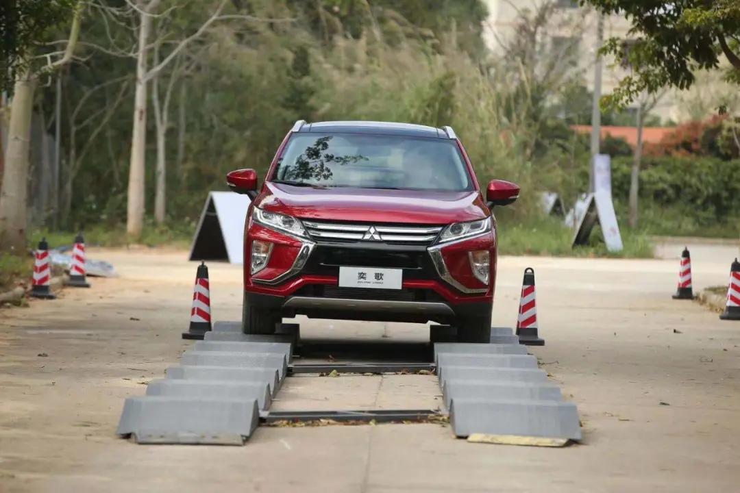 新车、改装车、拉力赛王者…这场M-SPACE体验营太会玩了