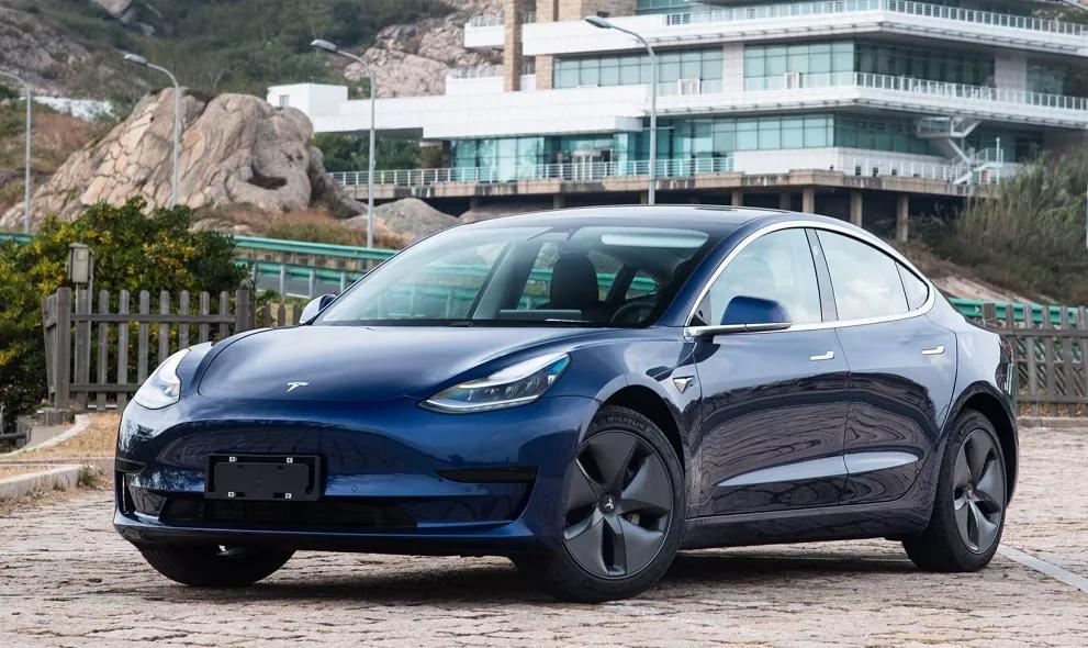 ID.4 X、Model 3、iX3同场竞技，谁能更胜一筹？