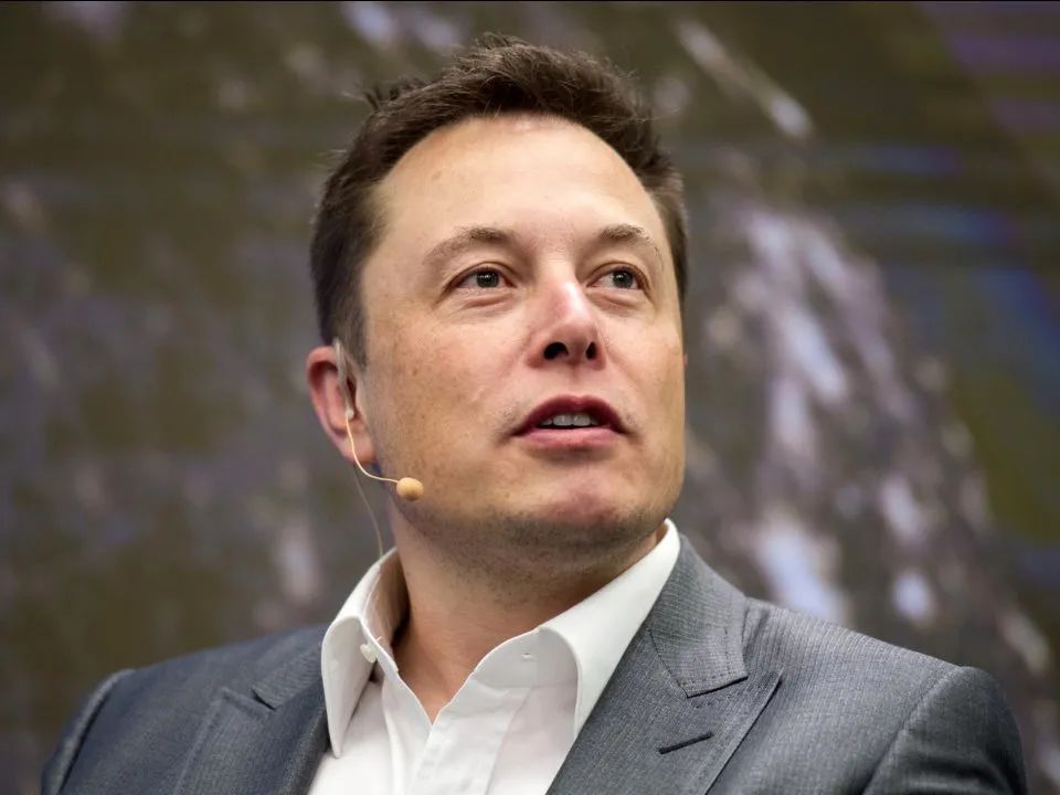 “失控”的特斯拉：质量和50万KPI的抉择