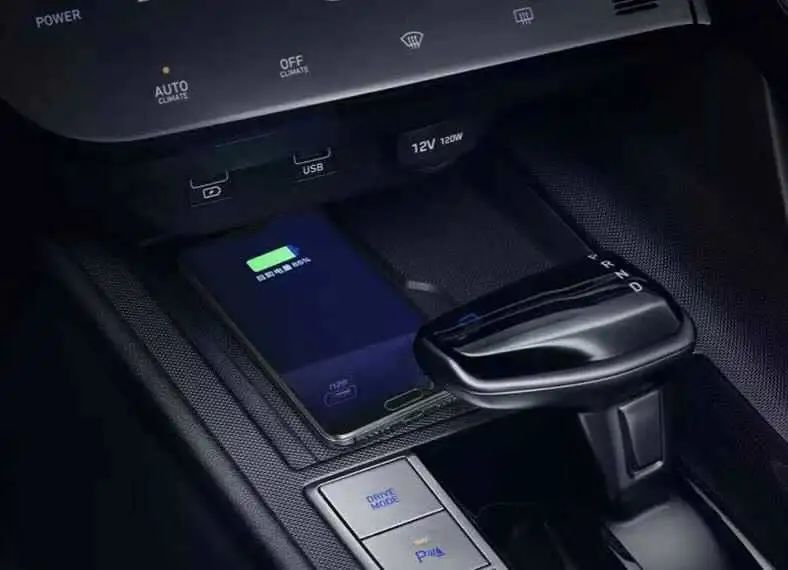 当超A青年主导这个世界，他们需要一辆怎样的车？