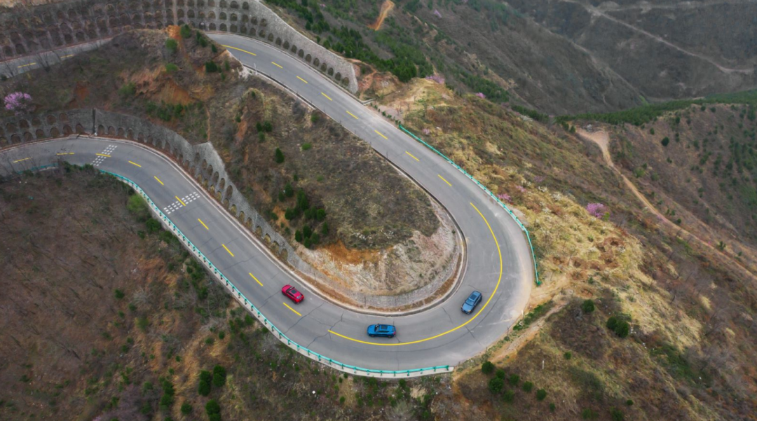 10万级SUV，也能做到排水渠过弯？欧尚X5用实力告诉你答案