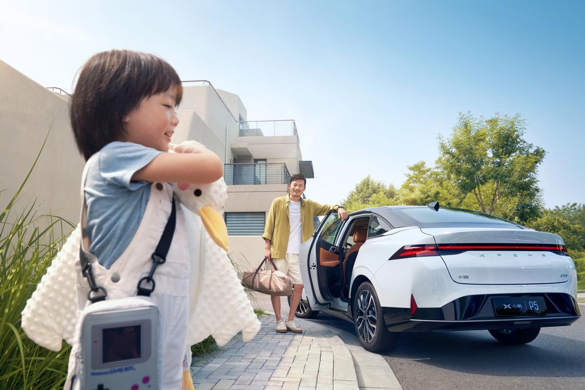 迈腾和Model 3都不行！20万家轿市场，小鹏P5没对手？