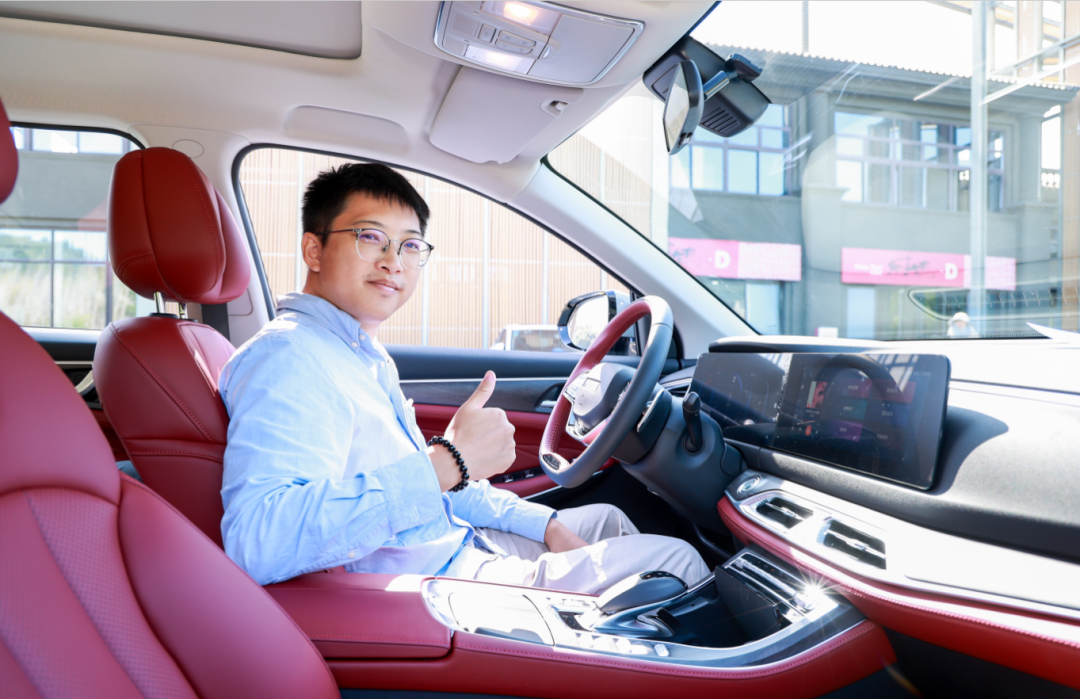 10万级还带华为HiCar！这样的6座SUV，太“风光”了！