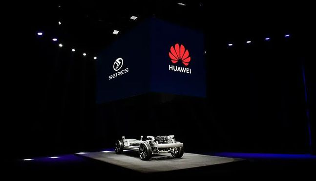 华为真的“造车”吗？我们在HDC开发者大会发现了“王炸”
